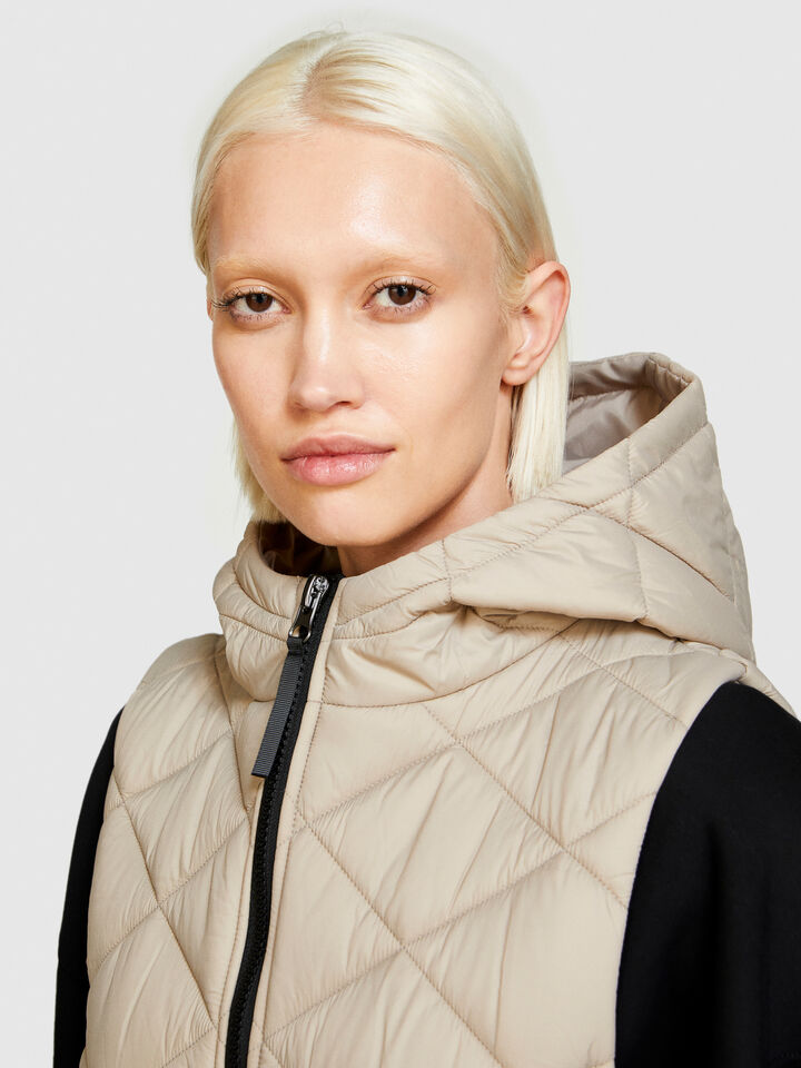 Long vest with hood - women's vests and sleeveless jackets - Beige | Sisley image number 5